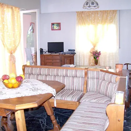 Welcoming House In With Enclosed Garden Дом отдыха Каковатос